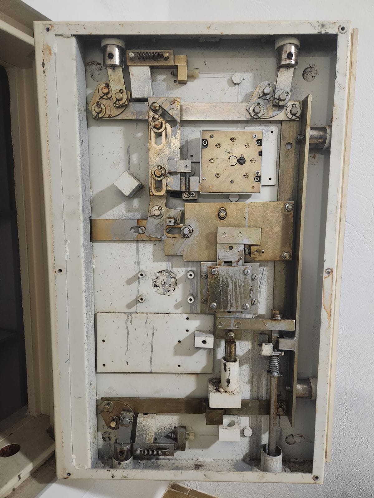 Ouverture coffre-fort sécurisé - BS PRO